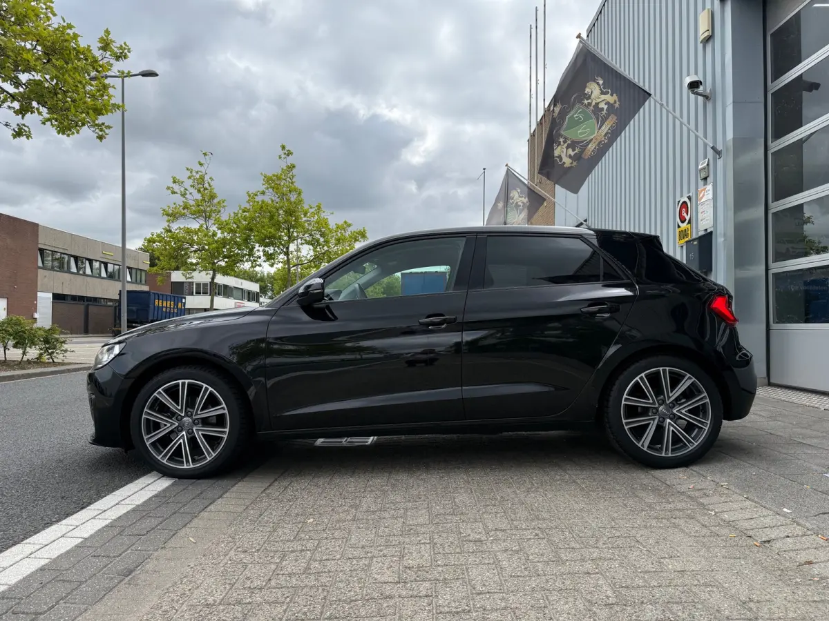 30 TFSI ECC/PDC V&A/LMV-17/Apple CarPlay