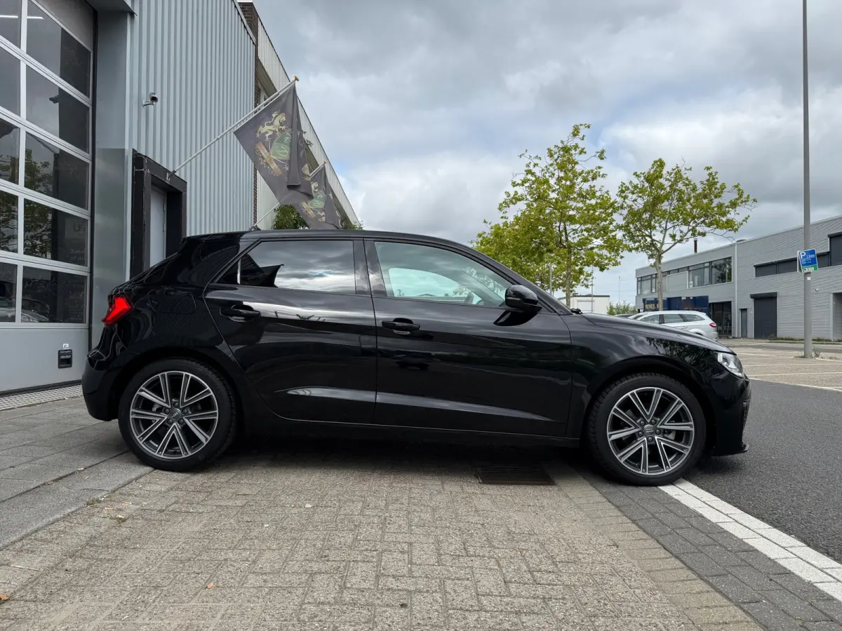 30 TFSI ECC/PDC V&A/LMV-17/Apple CarPlay