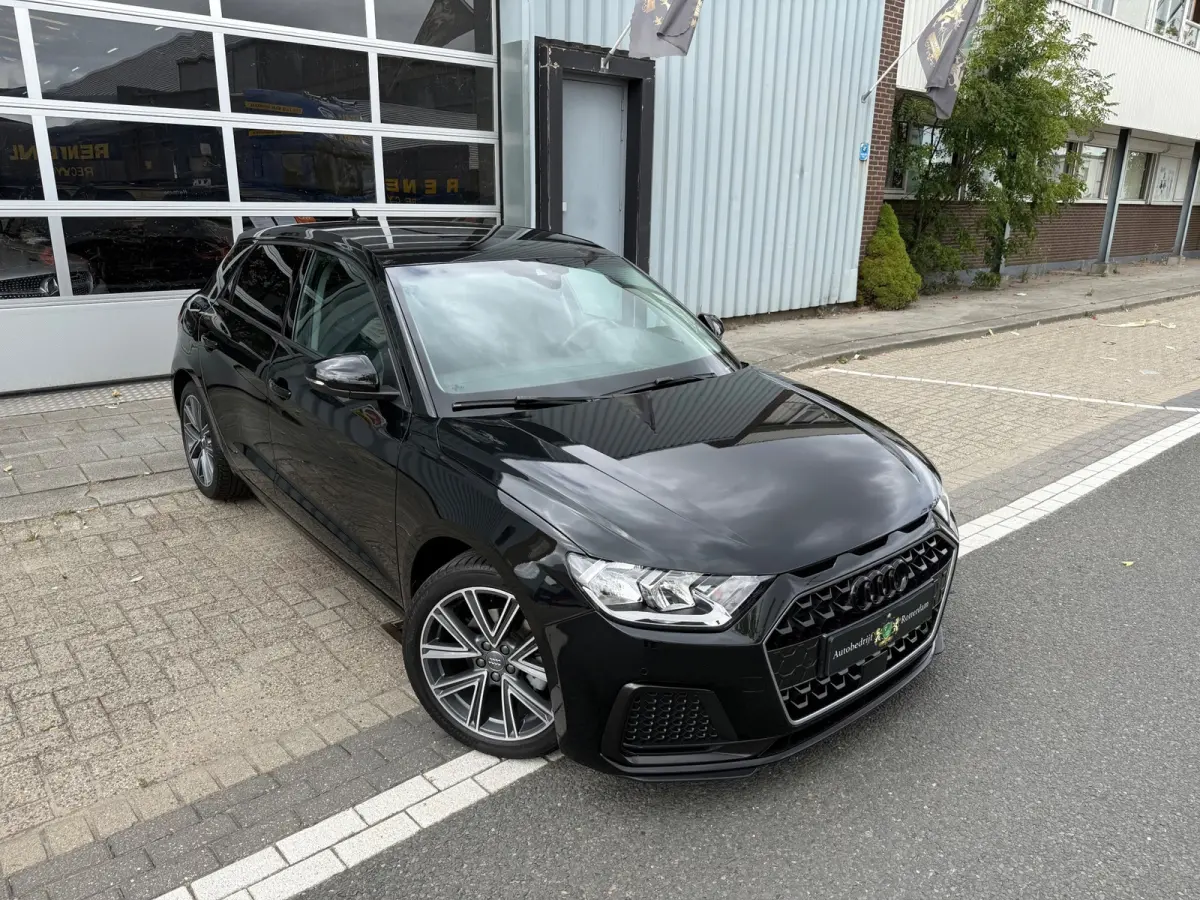 30 TFSI ECC/PDC V&A/LMV-17/Apple CarPlay