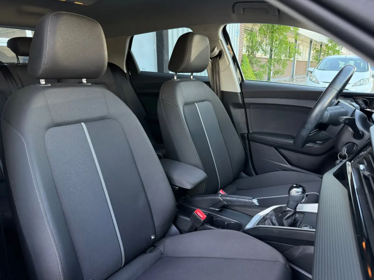 30 TFSI ECC/PDC V&A/LMV-17/Apple CarPlay