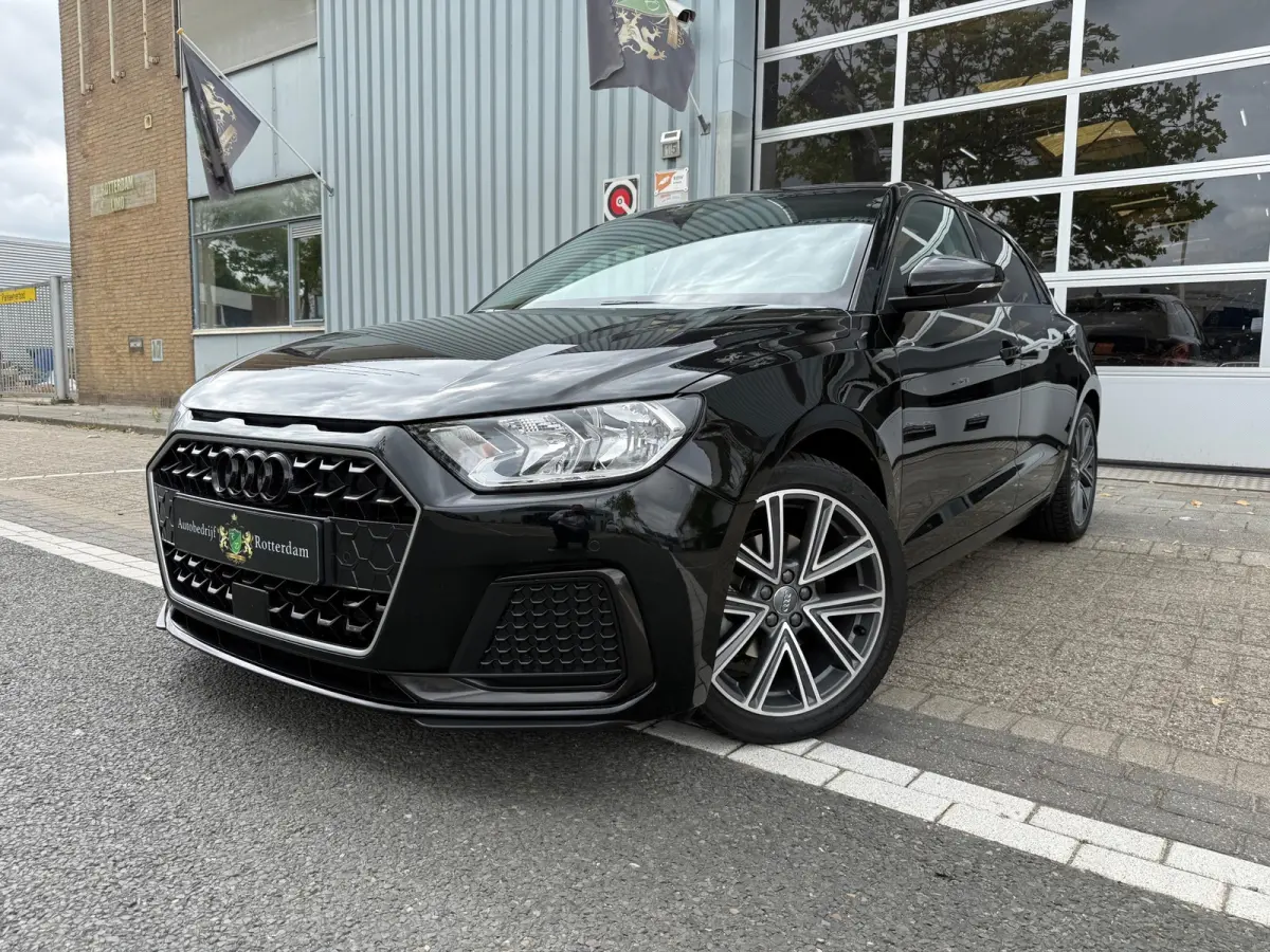 30 TFSI ECC/PDC V&A/LMV-17/Apple CarPlay