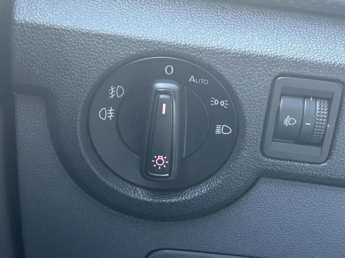 1.0 TSI Life