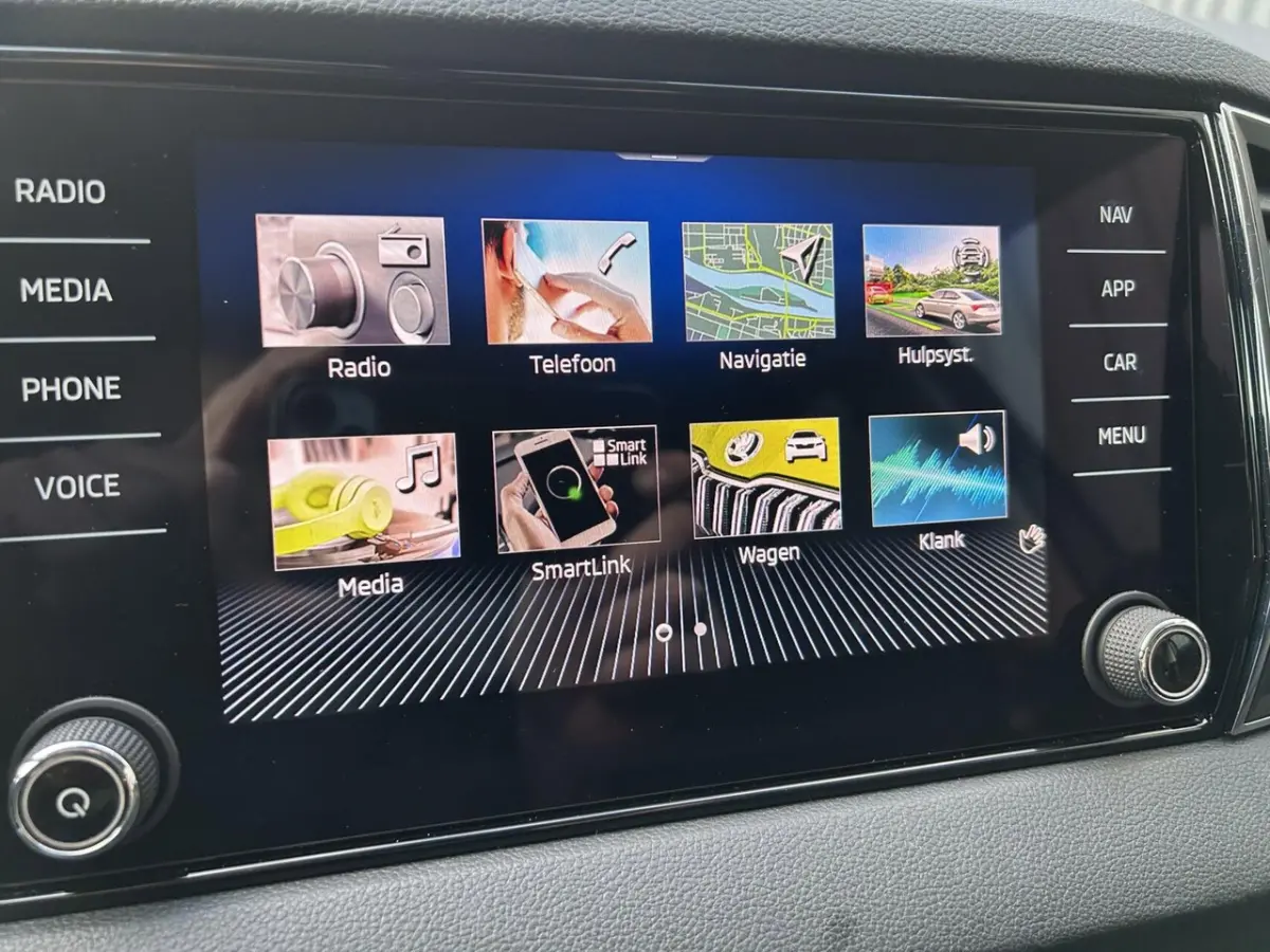1.0 TSI Business Trekhaak/Camera/Navigatie/Stoelverwarming/Chrome