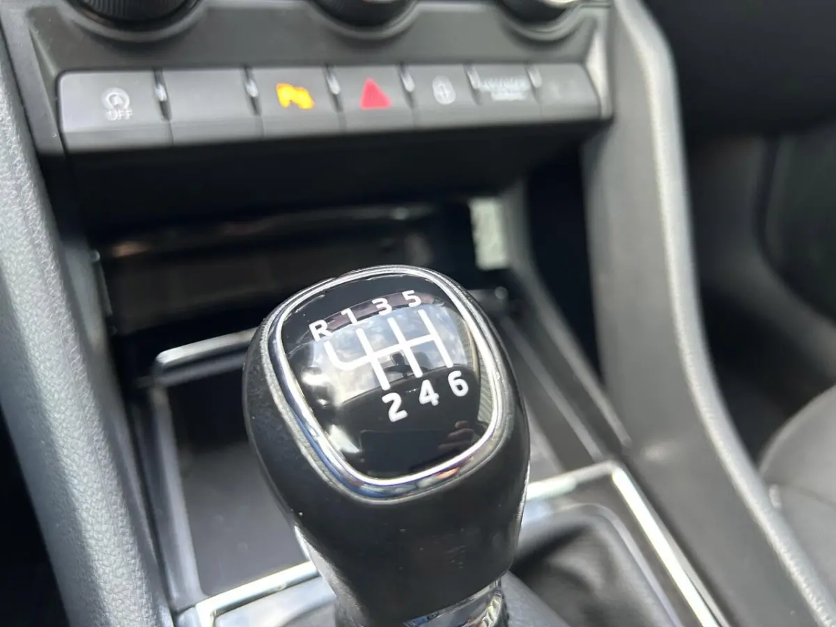 1.0 TSI Business Trekhaak/Camera/Navigatie/Stoelverwarming/Chrome