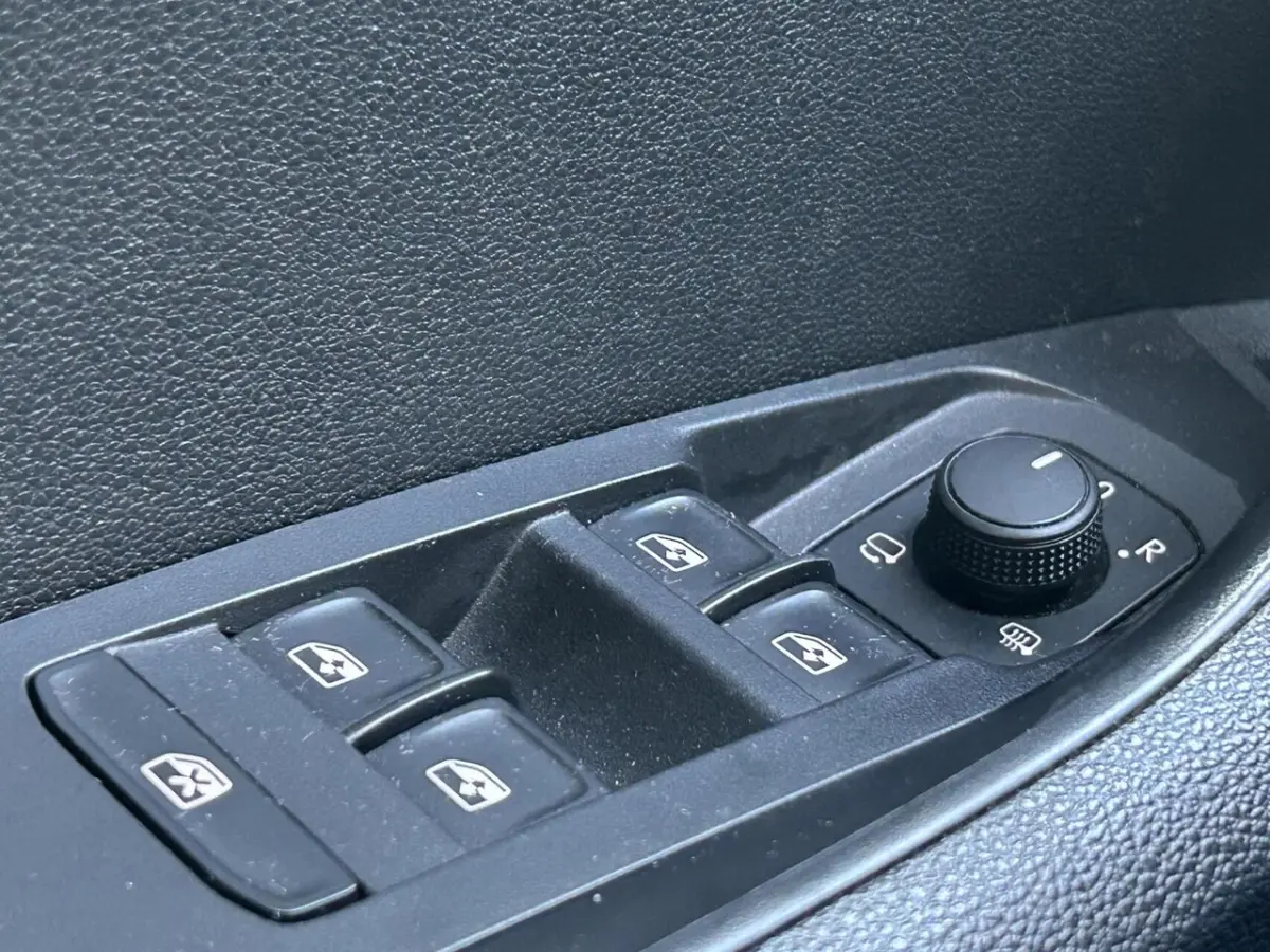 1.0 TSI Business Trekhaak/Camera/Navigatie/Stoelverwarming/Chrome