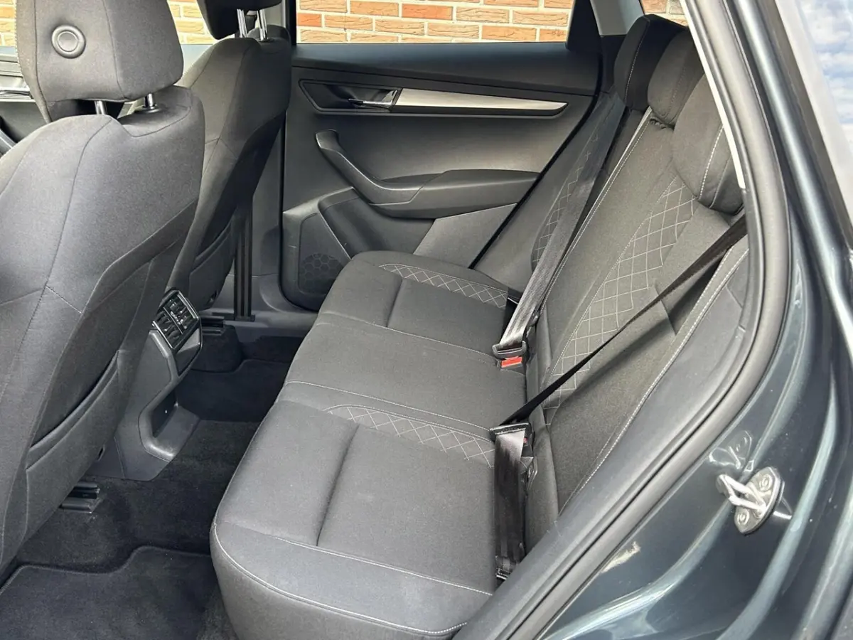 1.0 TSI Business Trekhaak/Camera/Navigatie/Stoelverwarming/Chrome