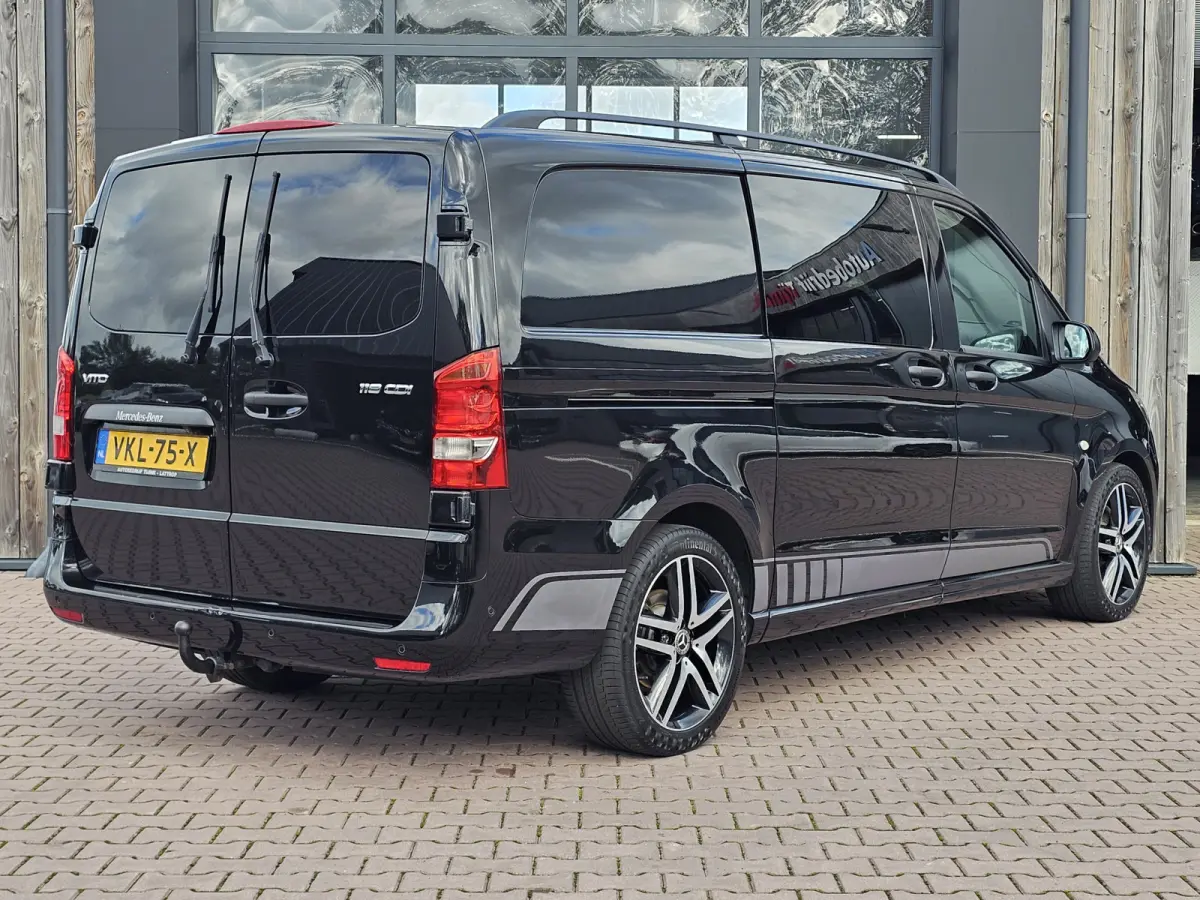 119 CDI Lang DC Sport | Automaat | LED | 2x schuifdeur | Trekhaak | Leder | Stoelverwarming | Navi | ACC | Achterdeuren |