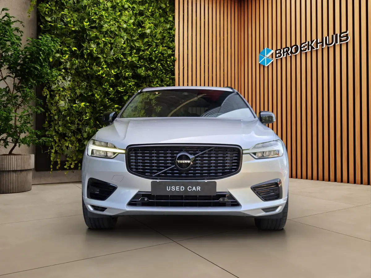 2.0 Recharge T6 AWD R-Design | Luchtvering | Pano | Memory | Pilot Assist | Harman/Kardon
