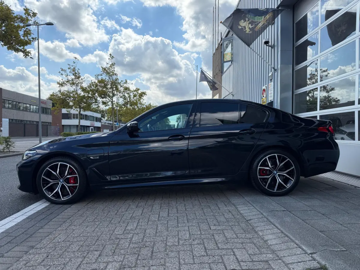 545e xDrive High Executive M-Sport AUT 395PK