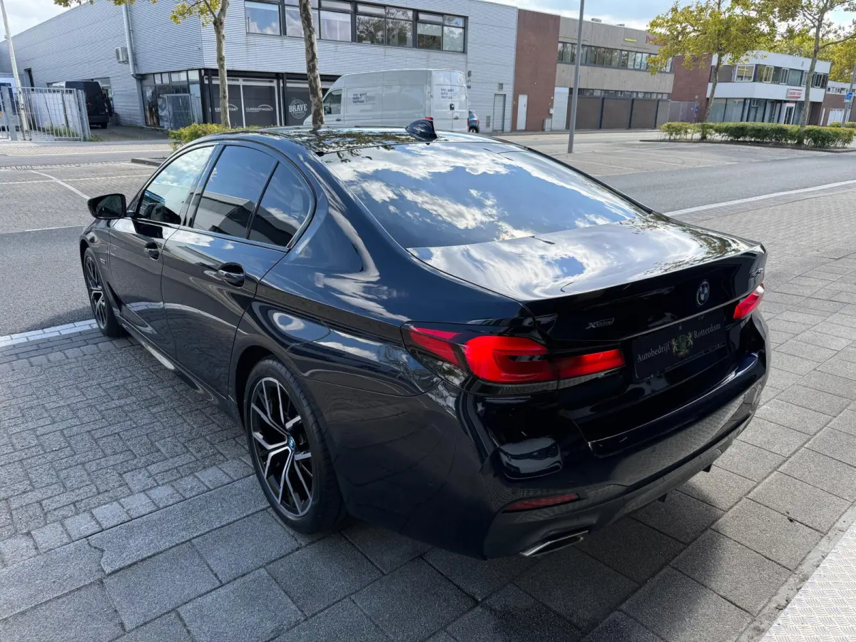 545e xDrive High Executive M-Sport AUT 395PK