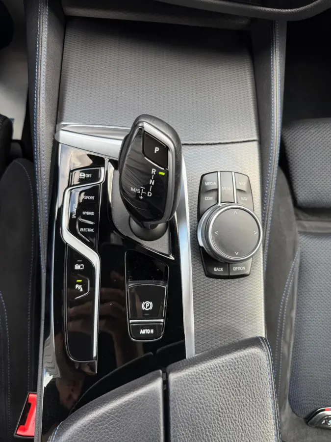 545e xDrive High Executive M-Sport AUT 395PK