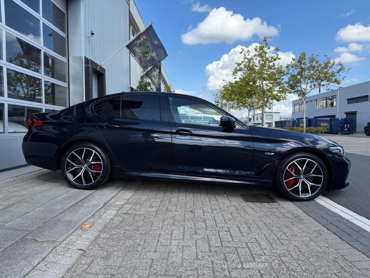 545e xDrive High Executive M-Sport AUT 395PK