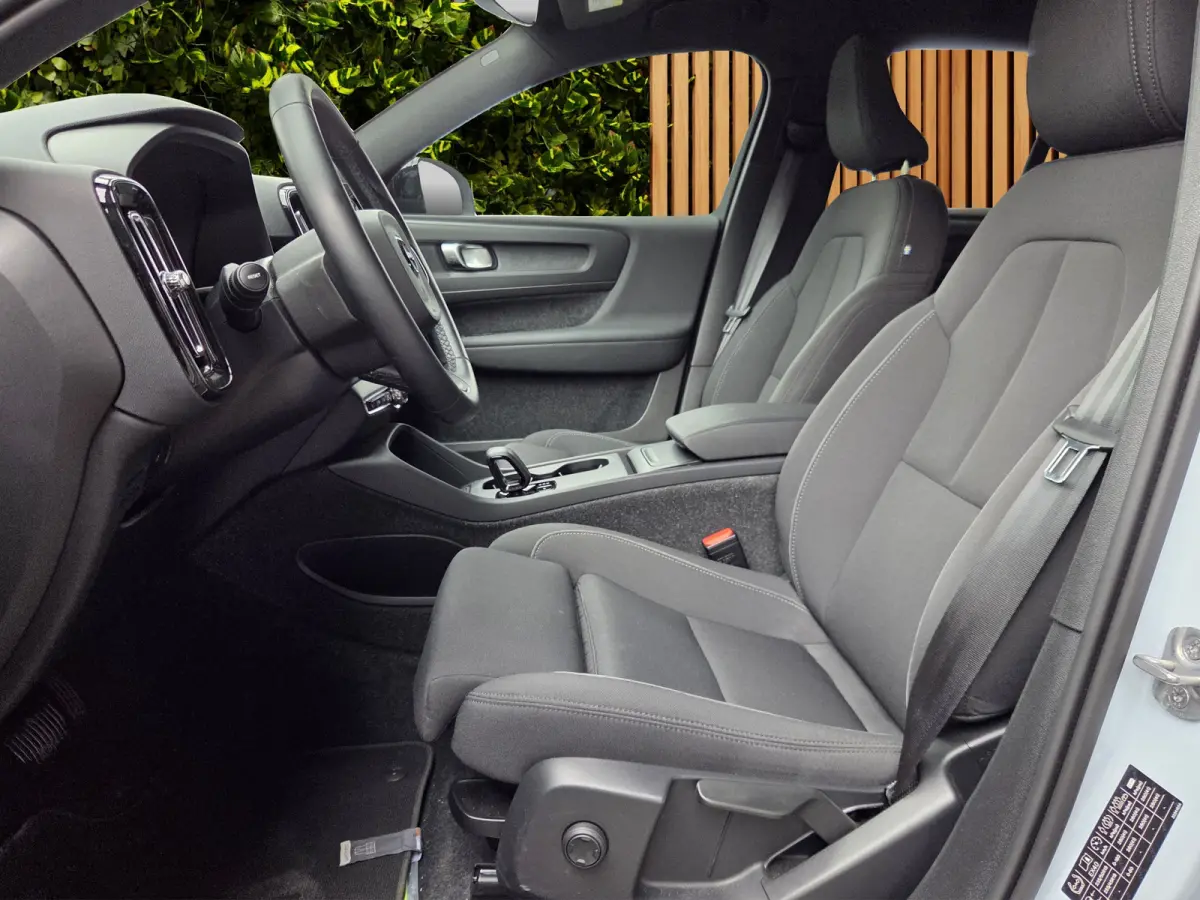 Single Motor Extended Range Plus 82 kWh | Trekhaak | Camera | Stuur/stoelverwarming | Adaptive Cruise