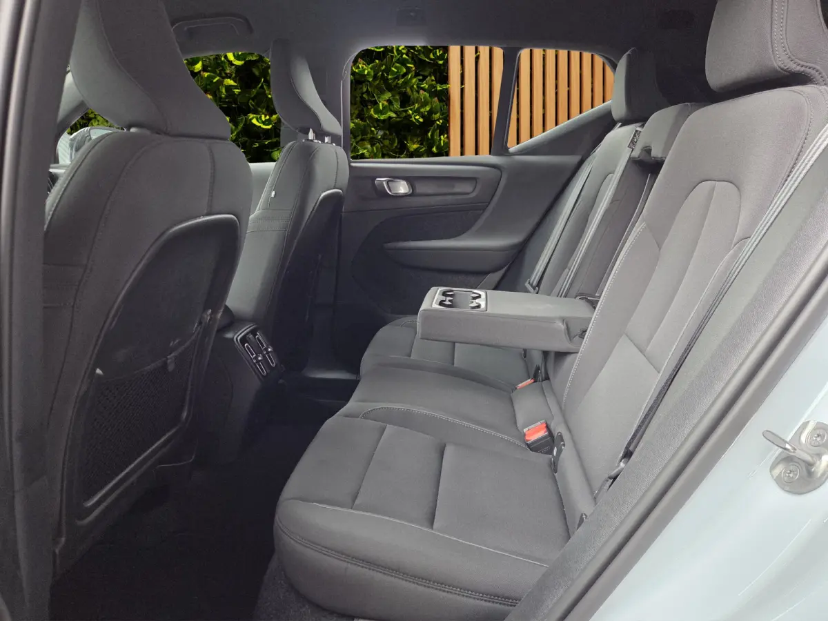 Single Motor Extended Range Plus 82 kWh | Trekhaak | Camera | Stuur/stoelverwarming | Adaptive Cruise