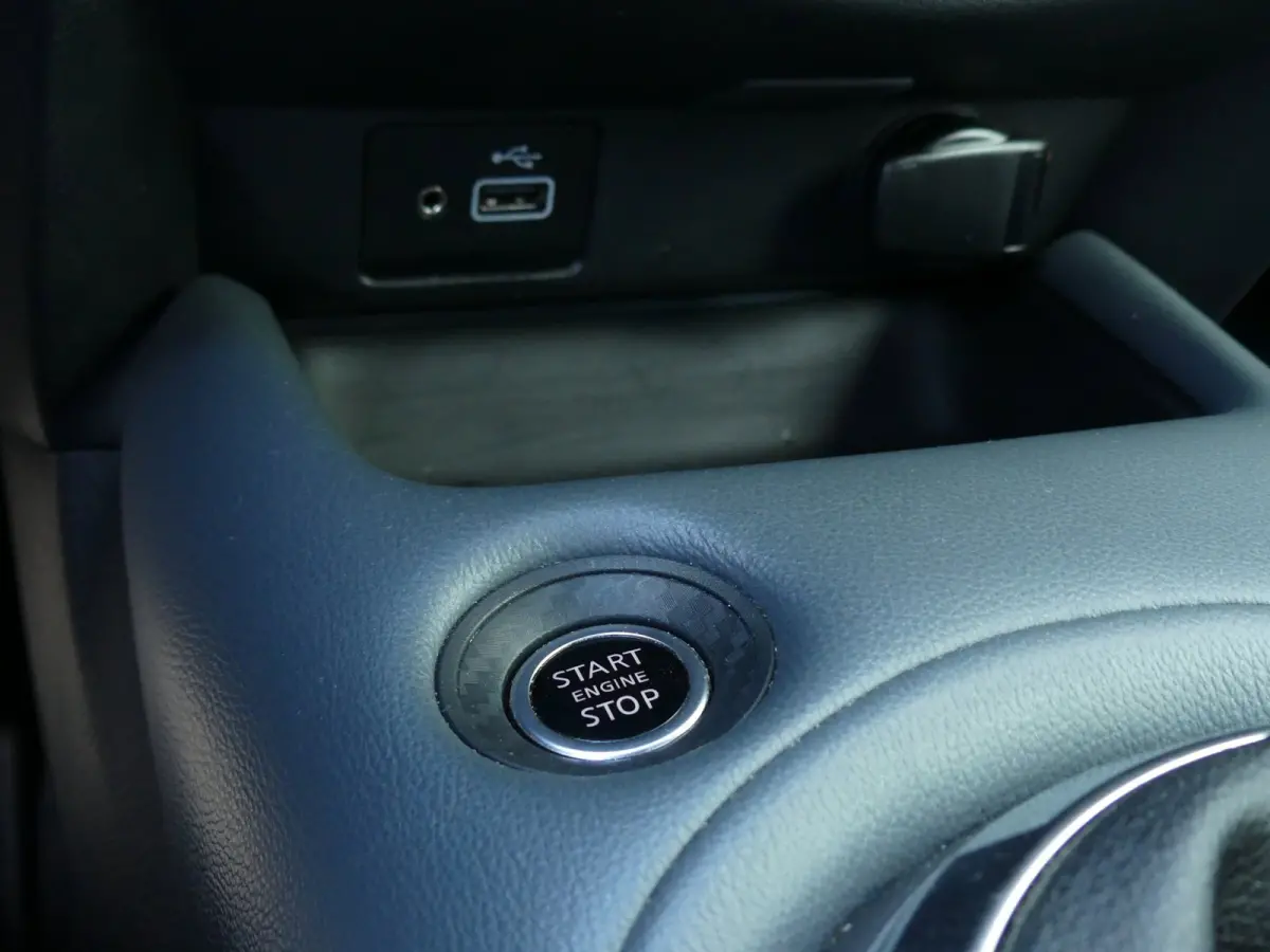 1.0 DIG-T Tekna / BOSE Premium / 19"inch / Stoelverwarming / Navigatie / Sound Pack