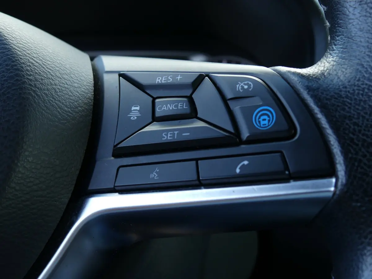 1.0 DIG-T Tekna / BOSE Premium / 19"inch / Stoelverwarming / Navigatie / Sound Pack