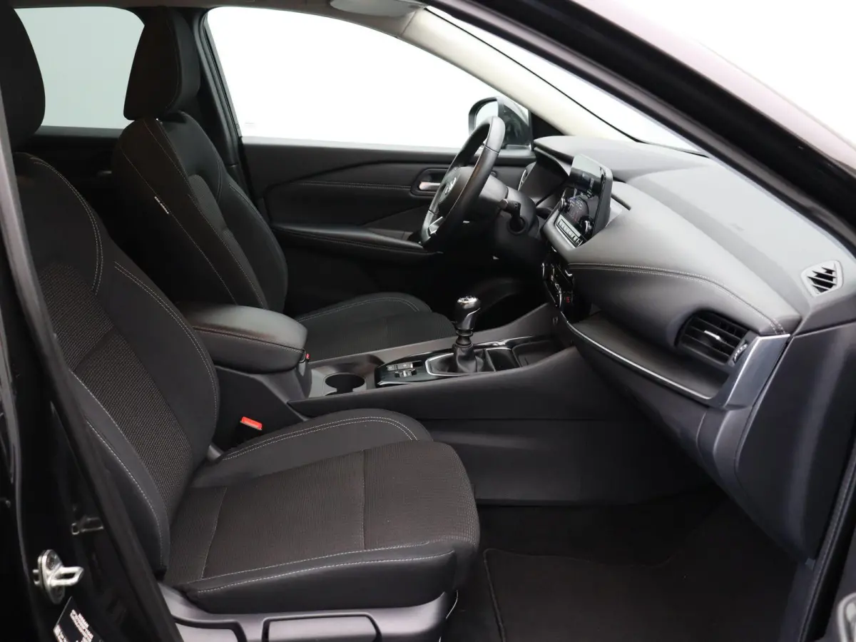 140pk MHEV N-Connecta | Stoel & stuurverwarming | Adaptive cruise control | Climate control | Dodehoek detectie | Lichtmetalen velgen 18'' |
