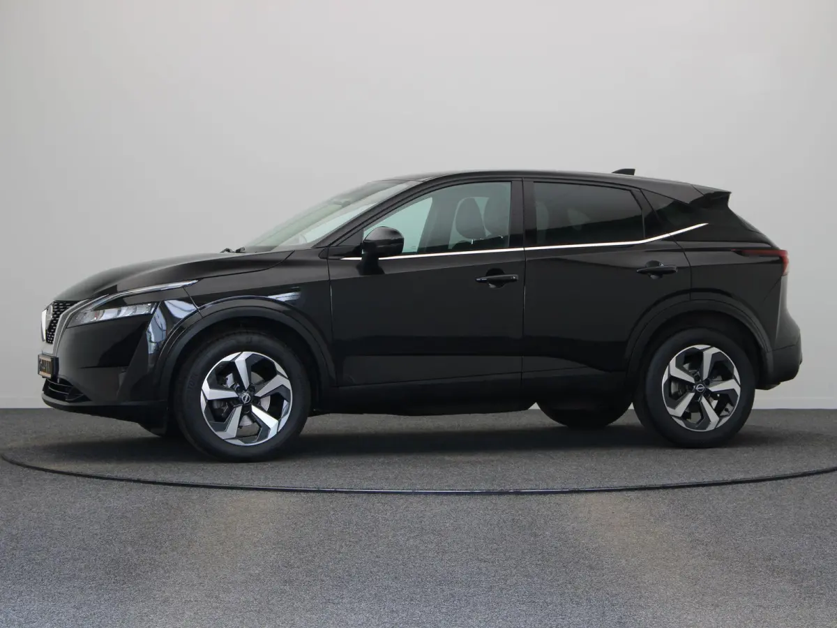 140pk MHEV N-Connecta | Stoel & stuurverwarming | Adaptive cruise control | Climate control | Dodehoek detectie | Lichtmetalen velgen 18'' |