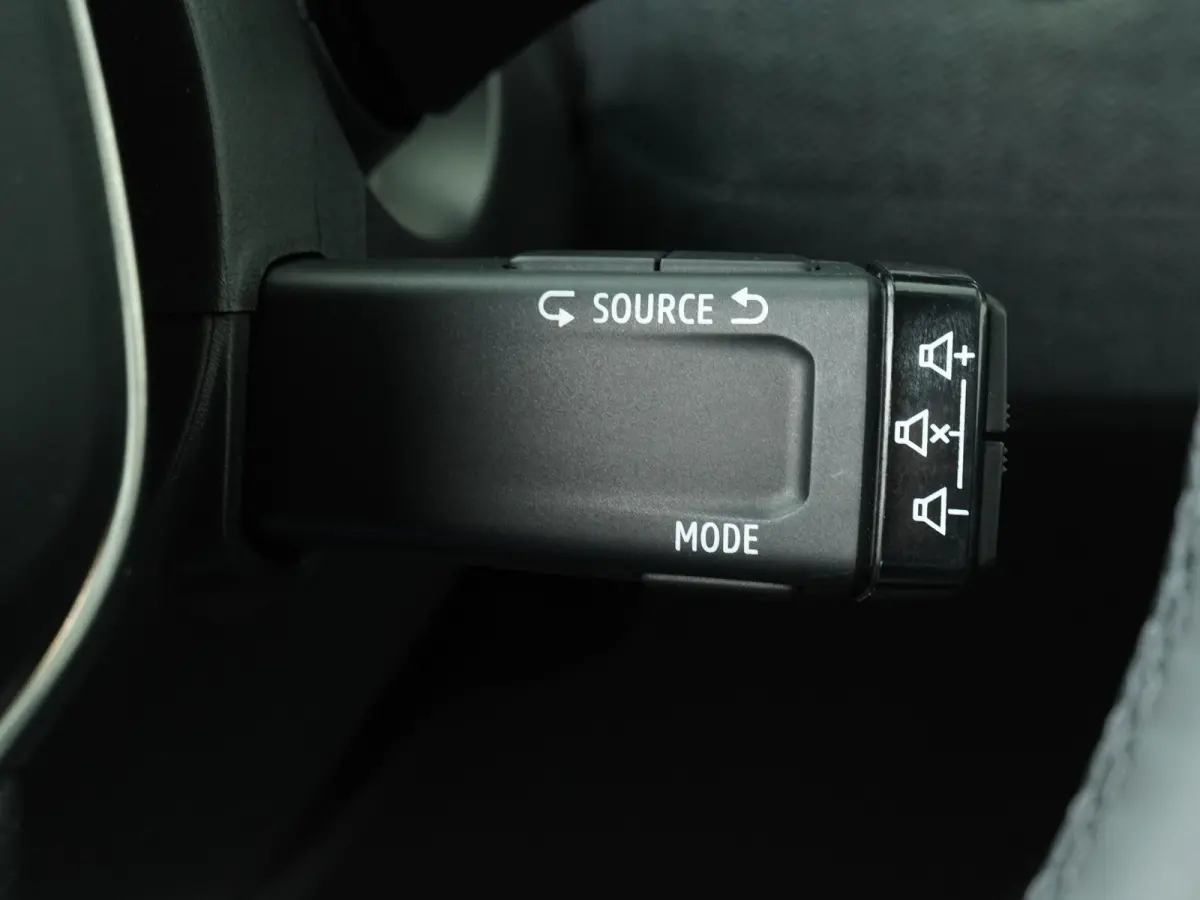 techno full hybrid E-Tech 145 | Groot Navigatie | Stoel- & Stuurverw. | Climate Control |