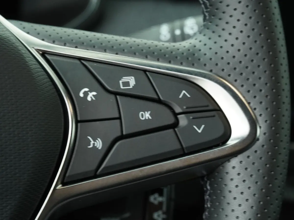techno full hybrid E-Tech 145 | Groot Navigatie | Stoel- & Stuurverw. | Climate Control |