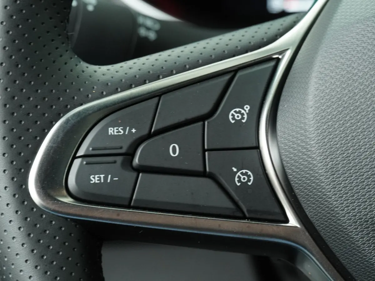 techno full hybrid E-Tech 145 | Groot Navigatie | Stoel- & Stuurverw. | Climate Control |