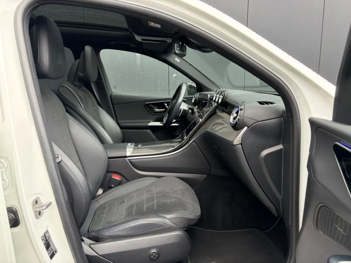 GLC 200 AMG Night Pano ACC Camera Digital Light Memory Sfeerlicht e.Trekhaak