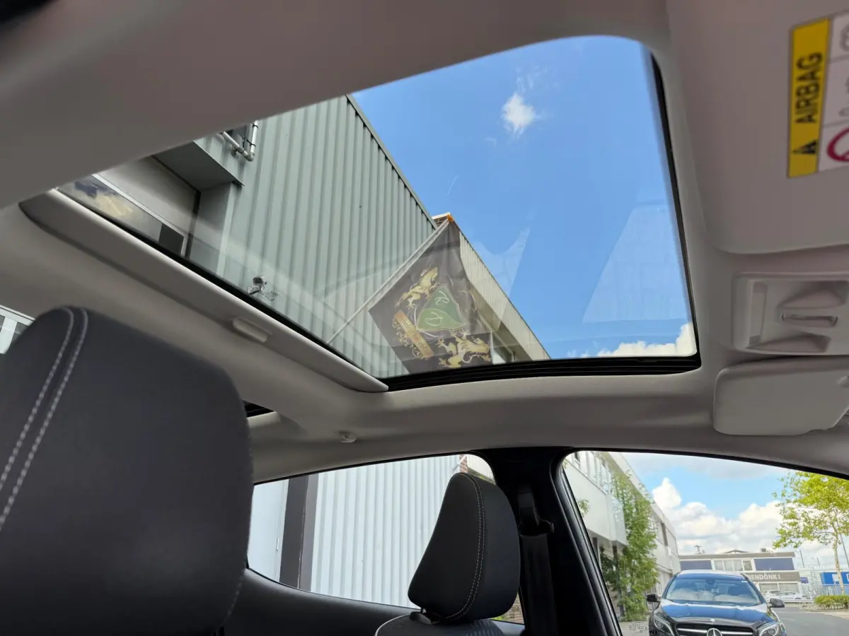 1.0 EcoBoost Titanium PDC+CAMERA/NAV/CARPLAY/B&O