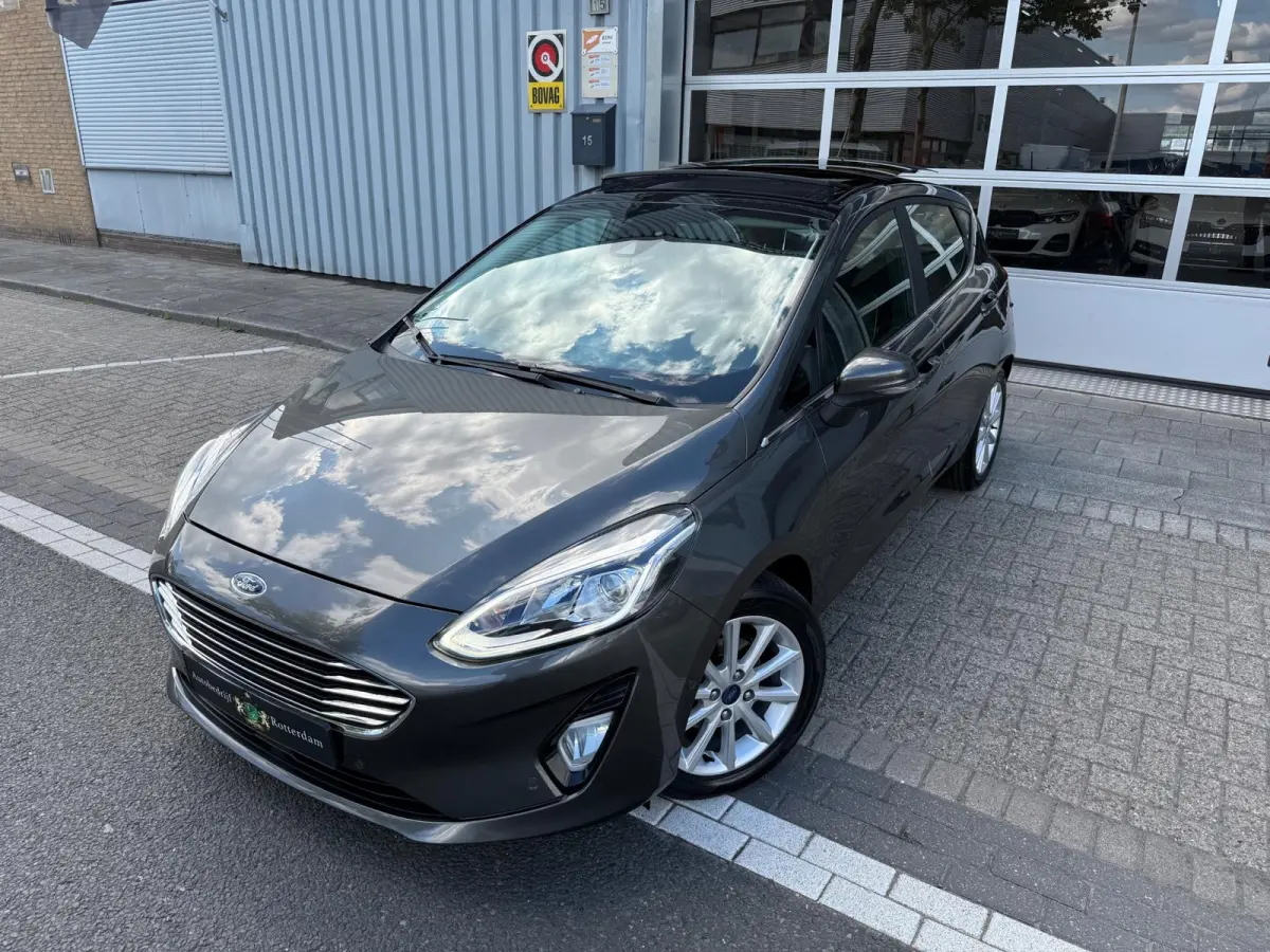 1.0 EcoBoost Titanium PDC+CAMERA/NAV/CARPLAY/B&O