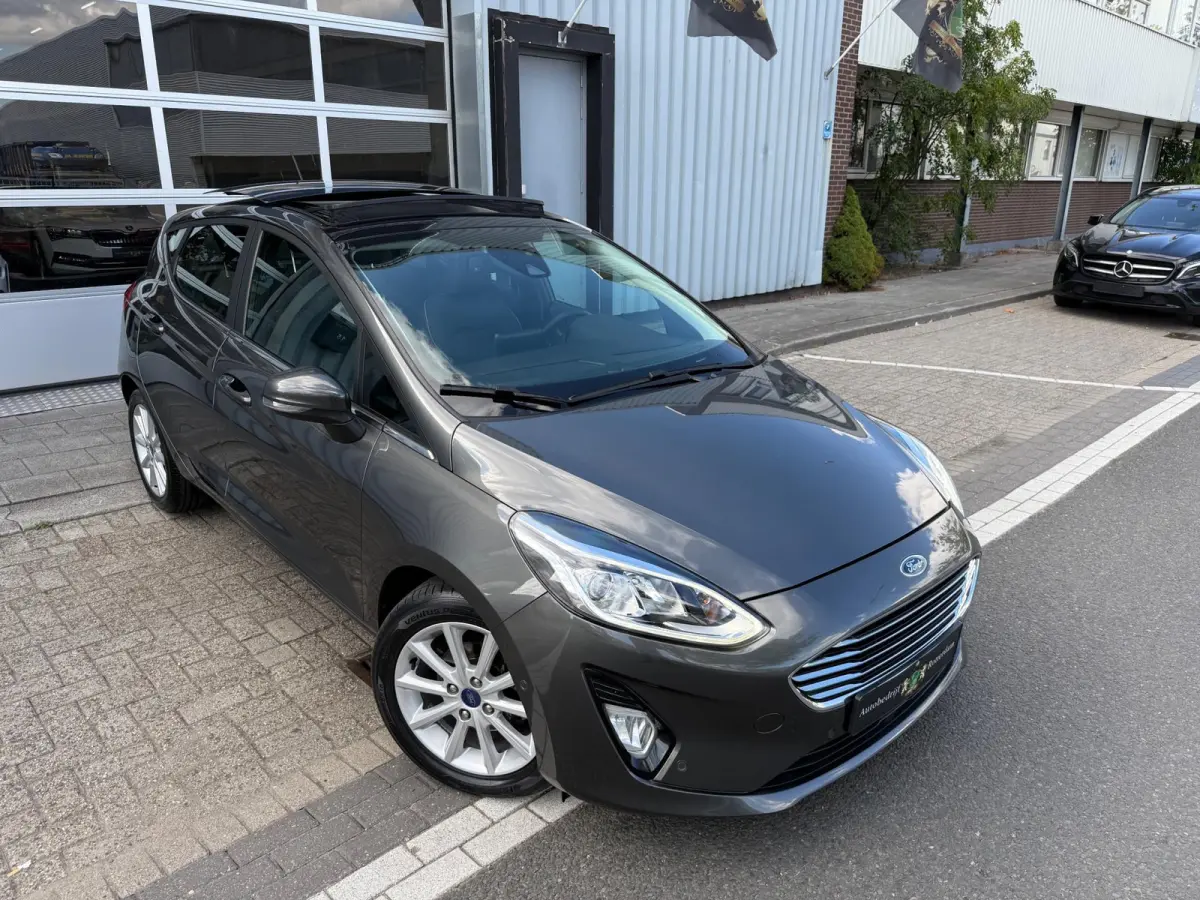 1.0 EcoBoost Titanium PDC+CAMERA/NAV/CARPLAY/B&O