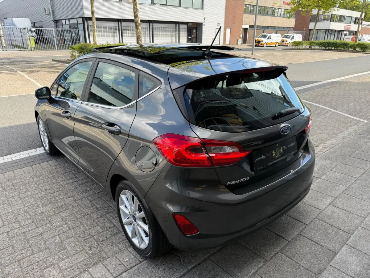 1.0 EcoBoost Titanium PDC+CAMERA/NAV/CARPLAY/B&O