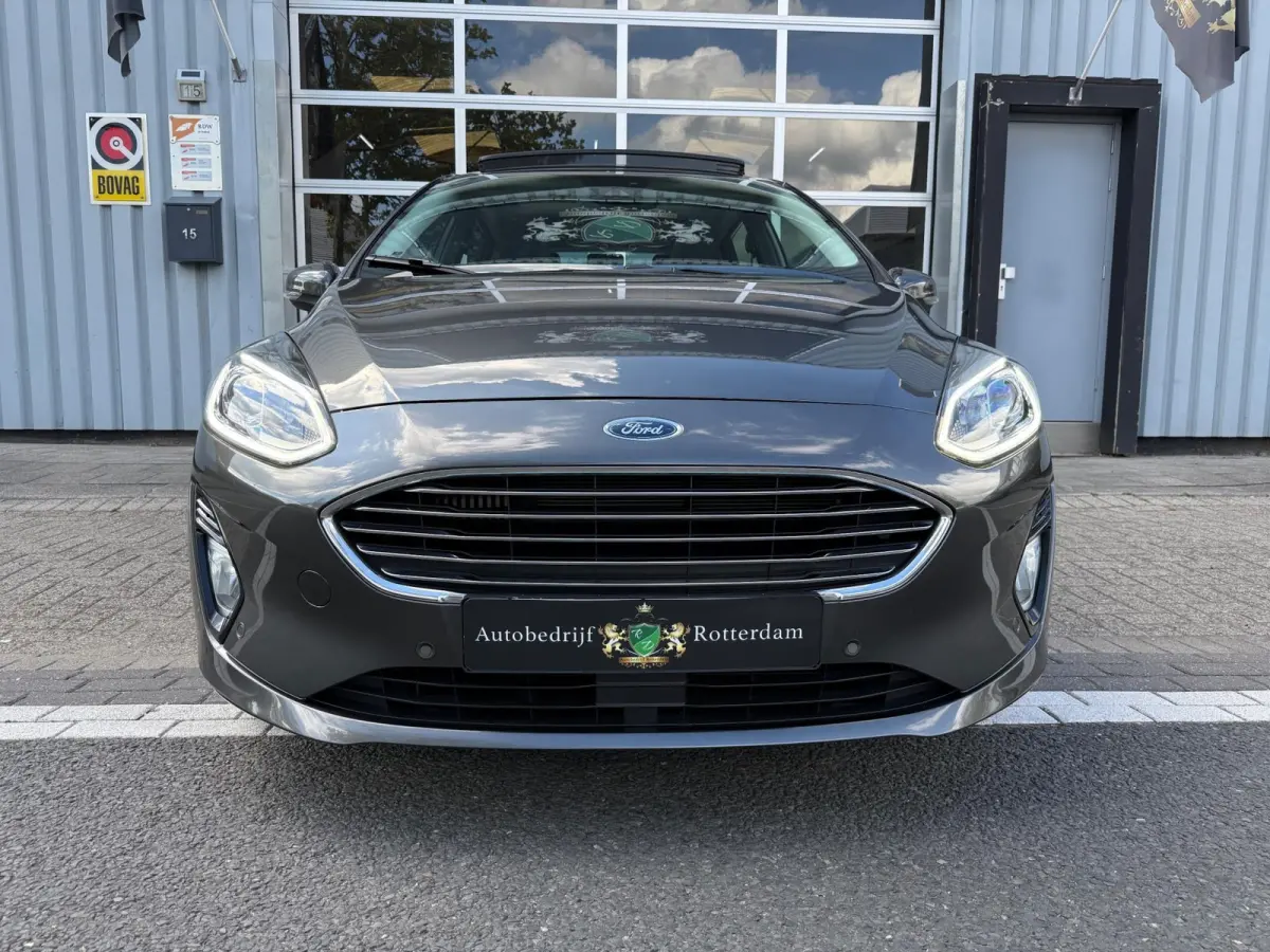 1.0 EcoBoost Titanium PDC+CAMERA/NAV/CARPLAY/B&O