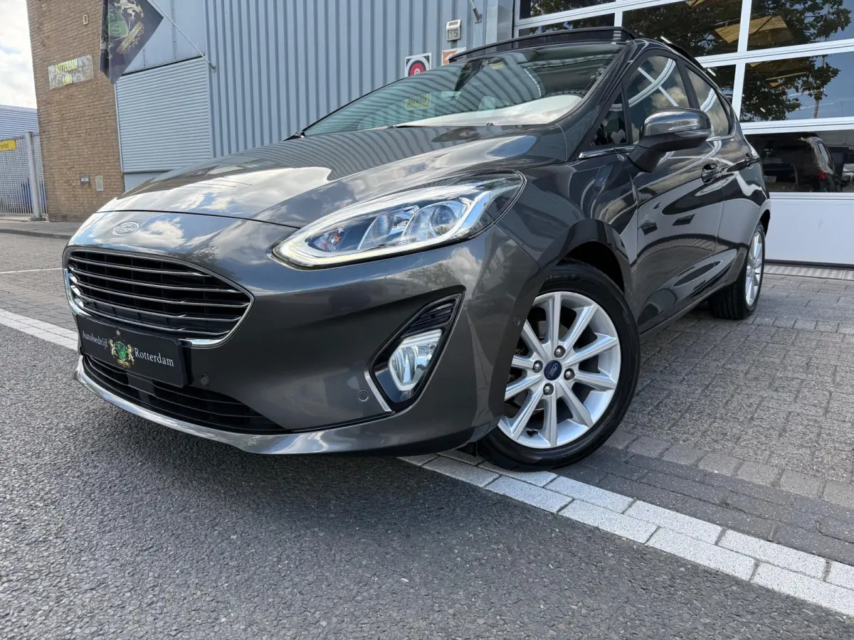1.0 EcoBoost Titanium PDC+CAMERA/NAV/CARPLAY/B&O