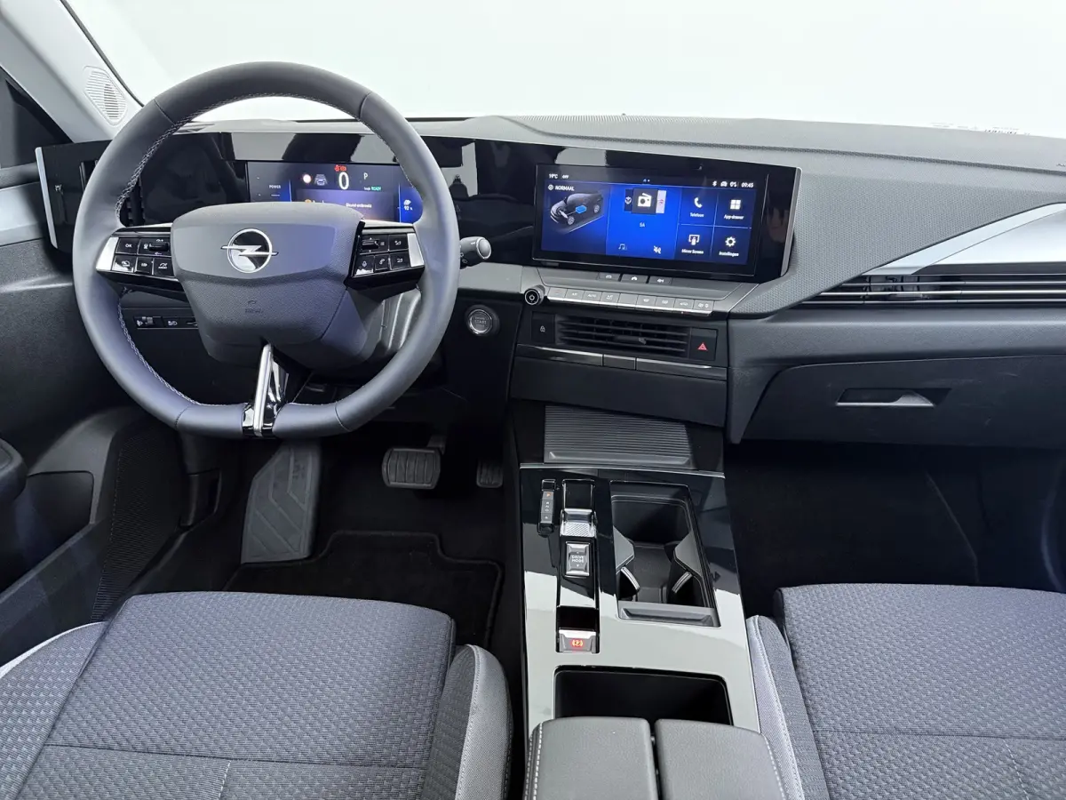 54 kWh Edition | SOH 98,13% | Apple Carplay/ Aindroid Auto | | Apple Carplay/Android Auto|telefoonintegratie premium | Cruise control adaptief | Lichtmetalen velgen 18"