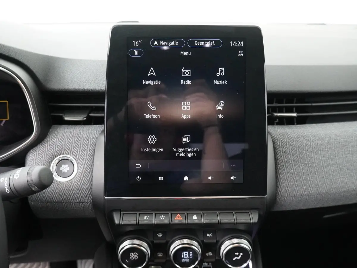 techno full hybrid E-Tech 145 | Groot Navigatie | Parkeercamera | Climate Control |