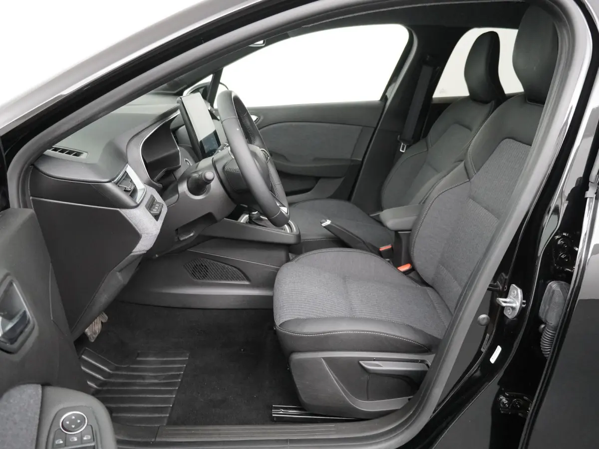 techno full hybrid E-Tech 145 | Groot Navigatie | Parkeercamera | Climate Control |