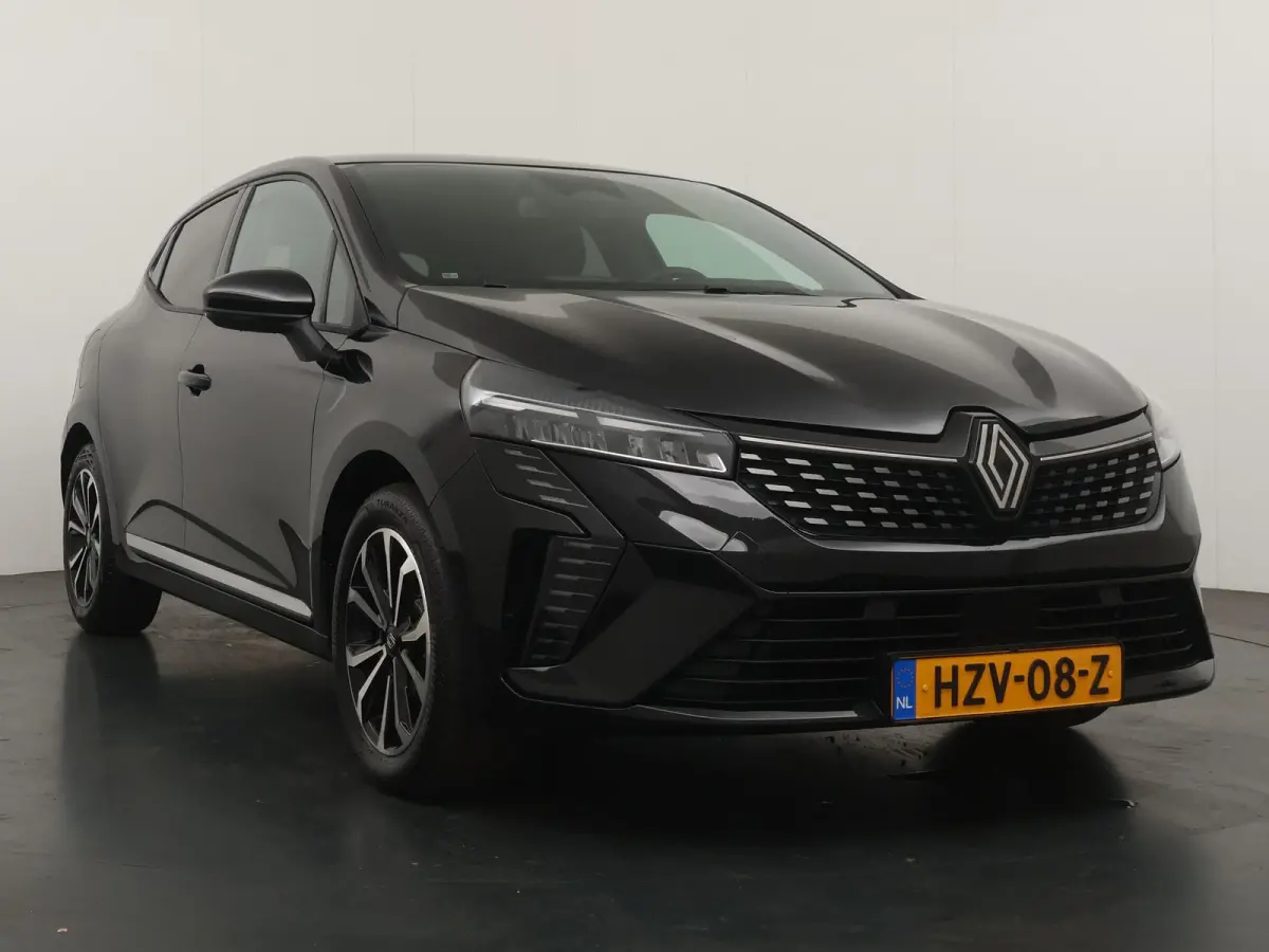 techno full hybrid E-Tech 145 | Groot Navigatie | Parkeercamera | Climate Control |