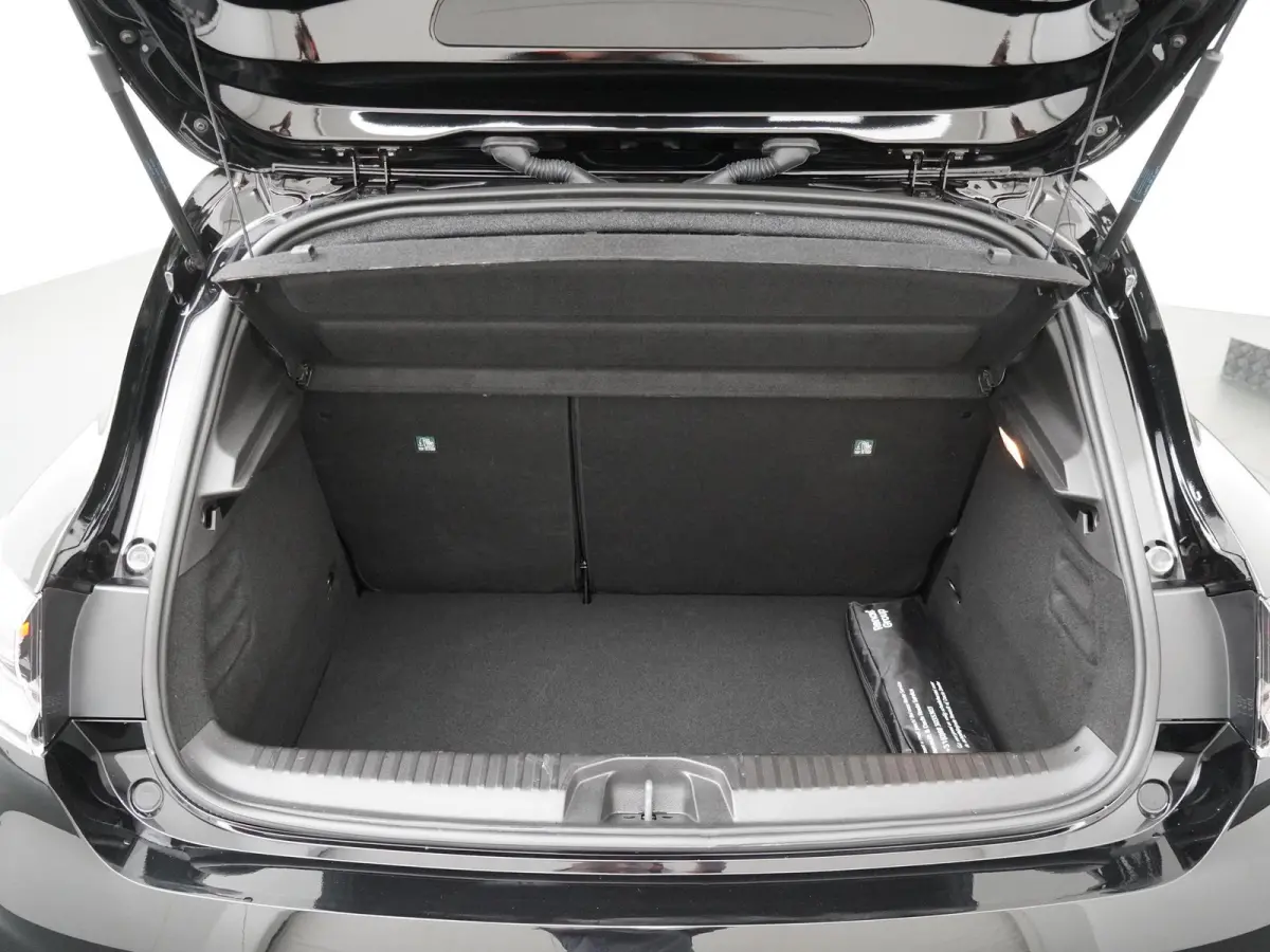techno full hybrid E-Tech 145 | Groot Navigatie | Parkeercamera | Climate Control |