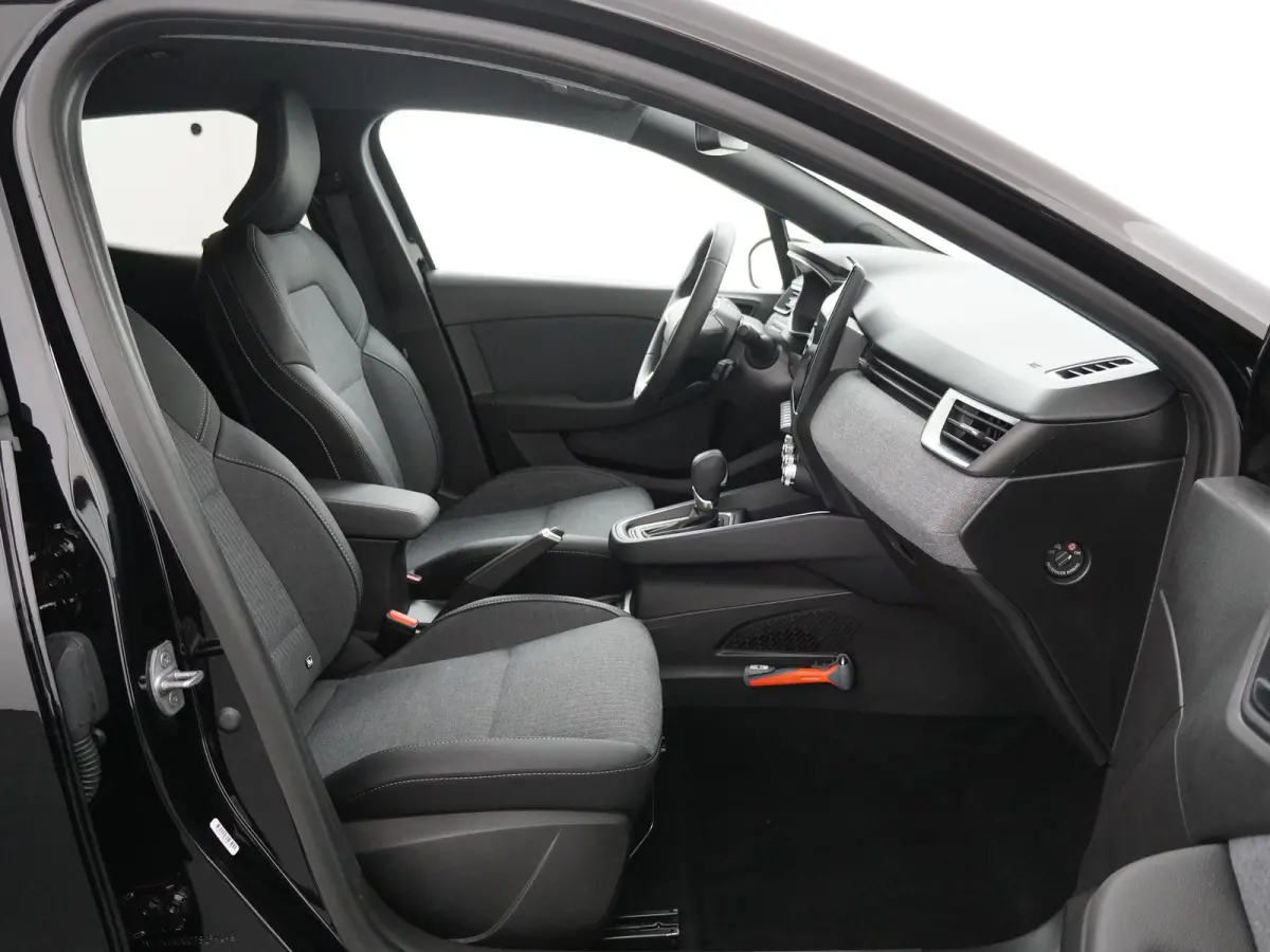 techno full hybrid E-Tech 145 | Groot Navigatie | Parkeercamera | Climate Control |