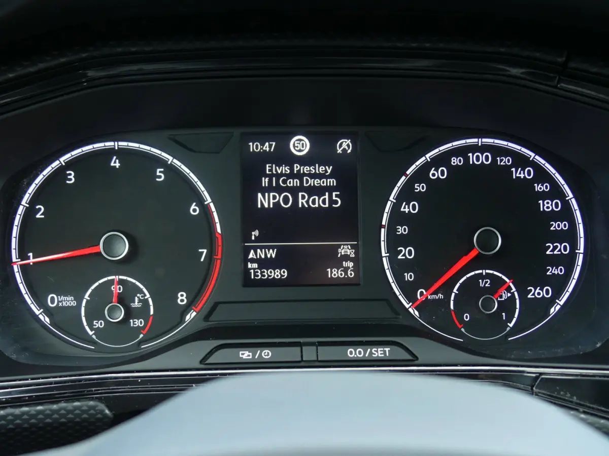 1.0 TSI Life / Camera / PDC / Navigatie / Apple Carplay/Android Auto