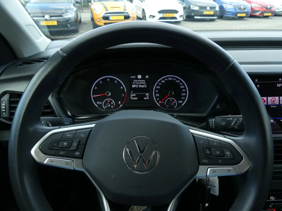 1.0 TSI Life / Camera / PDC / Navigatie / Apple Carplay/Android Auto