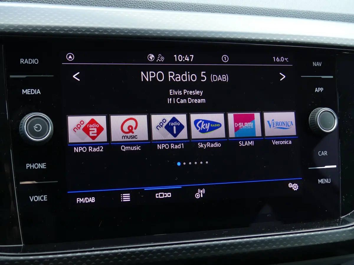 1.0 TSI Life / Camera / PDC / Navigatie / Apple Carplay/Android Auto