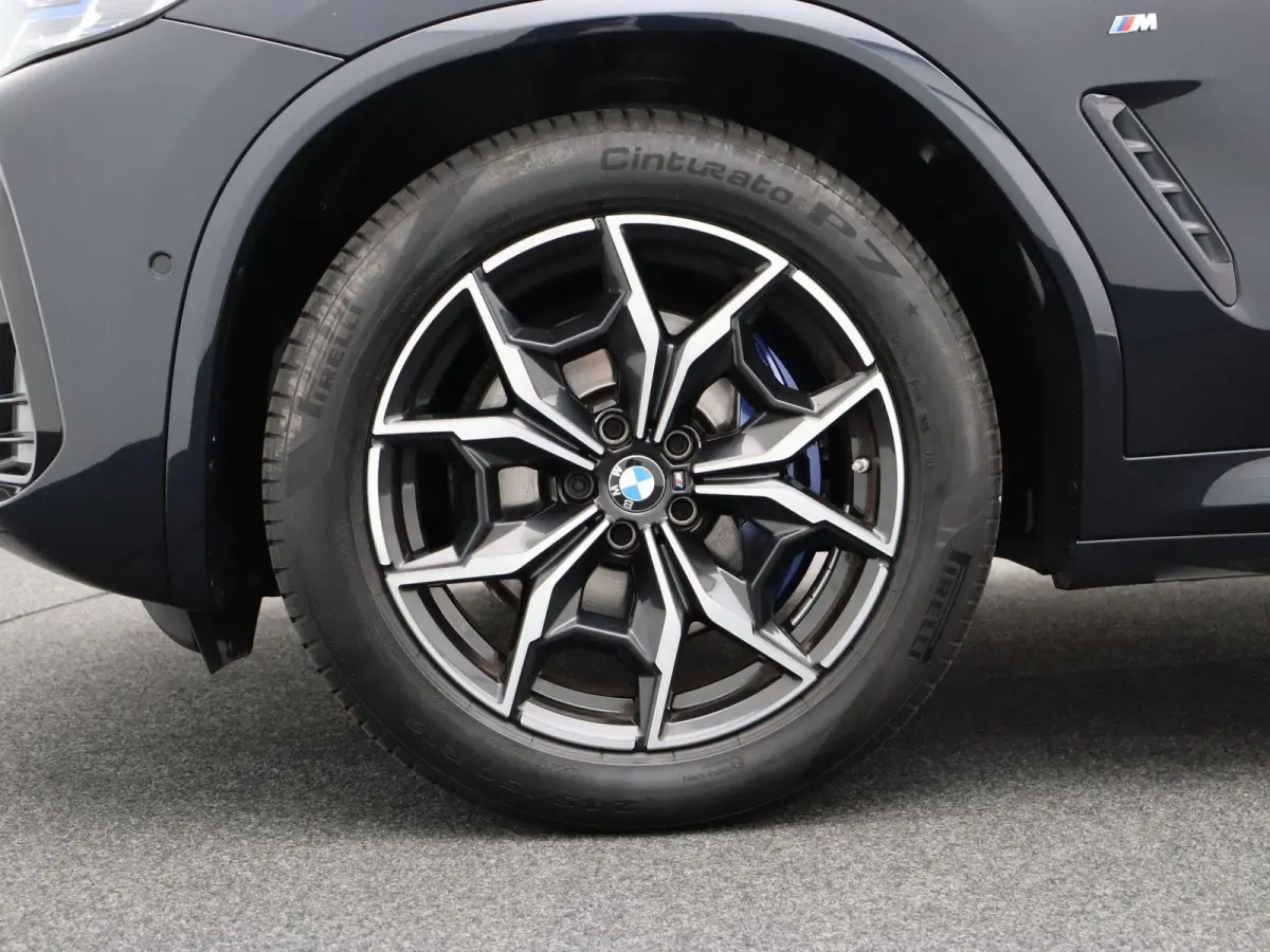 M40i High Executive | Stuurwielrand Verwarmd | Comfort Access | Elektrisch Verstelbare Sportstoelen | Laserlight | Head-Up Display | HiFi