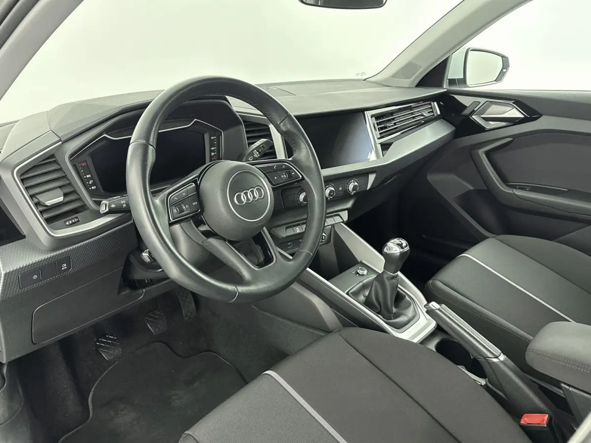 25 TFSI Pro Line 95 PK 1e Eigenaar | Origineel Nederlands | Cruise Control | Apple Carplay | Android Auto