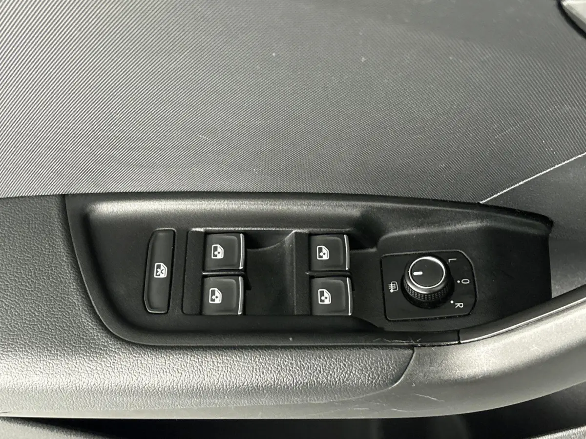 25 TFSI Pro Line 95 PK 1e Eigenaar | Origineel Nederlands | Cruise Control | Apple Carplay | Android Auto