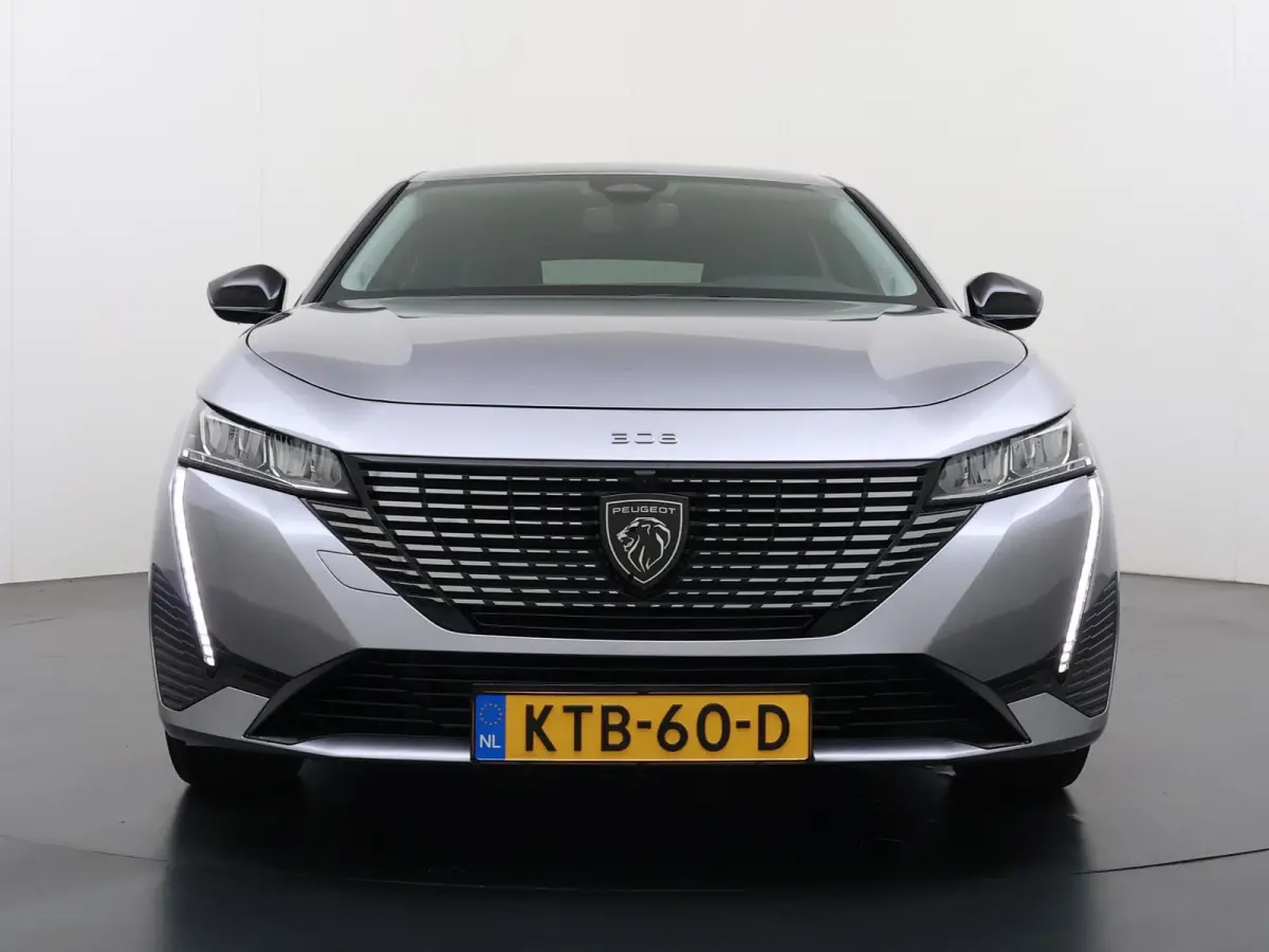 Allure 136pk Hybrid Automaat | Navigatie | Automatische airco | Rondom camera | Cruise control adaptief | Lichtmetalen velgen | Apple Carplay en Android auto draadloos