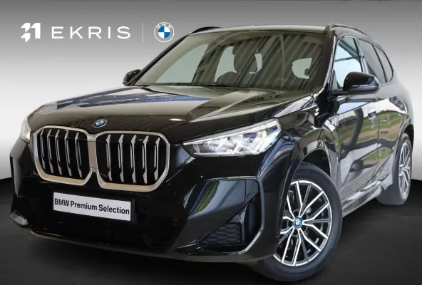 xDrive25e | M Sport | Trekhaak Elektrisch | Camera | Stoelverwarming | Parkeersensoren voor en achter
