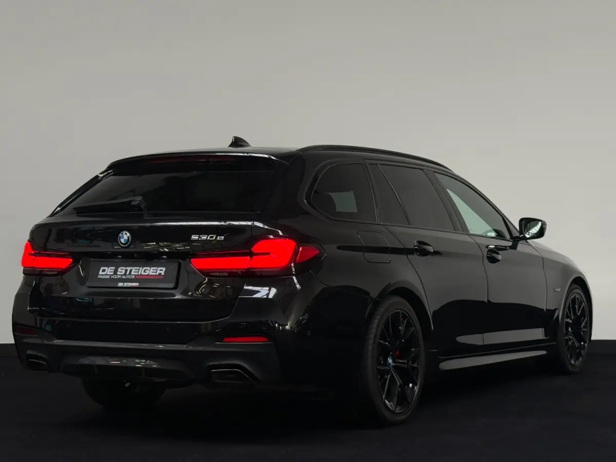 530e M Sport Pano Sfeer Trekhaak Driving Assist Pro