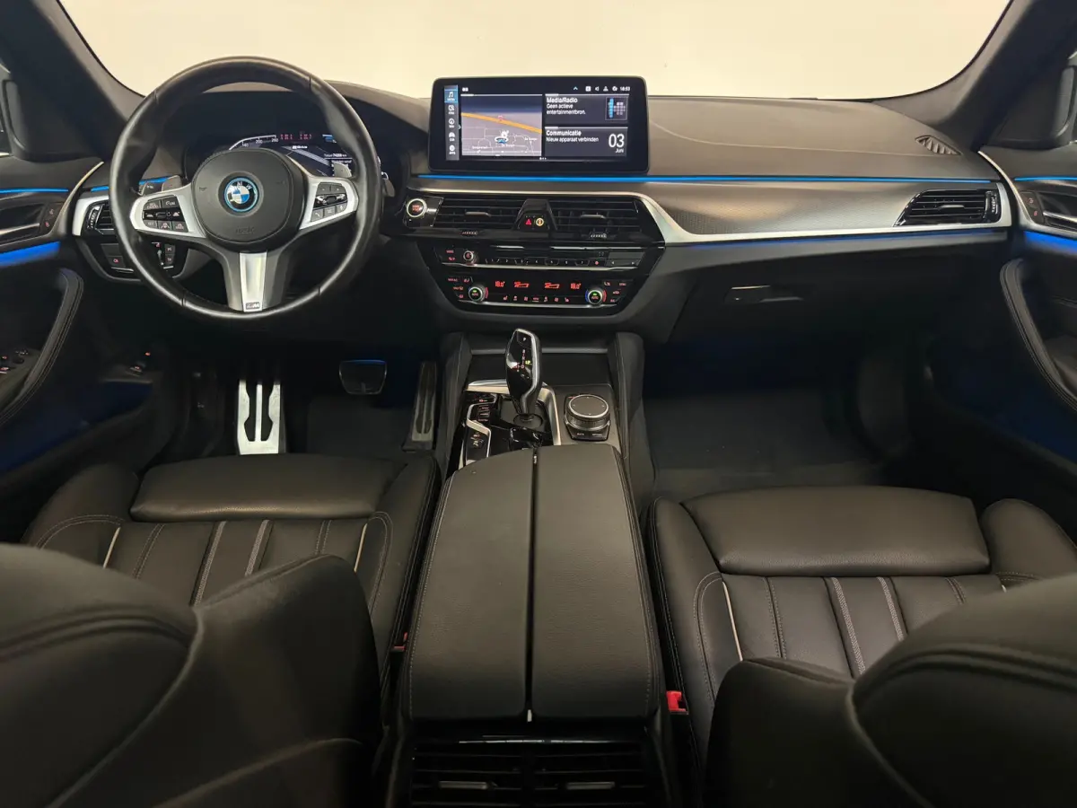 530e M Sport Pano Sfeer Trekhaak Driving Assist Pro