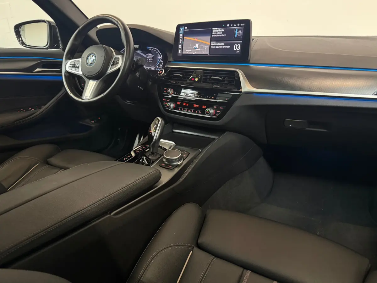 530e M Sport Pano Sfeer Trekhaak Driving Assist Pro