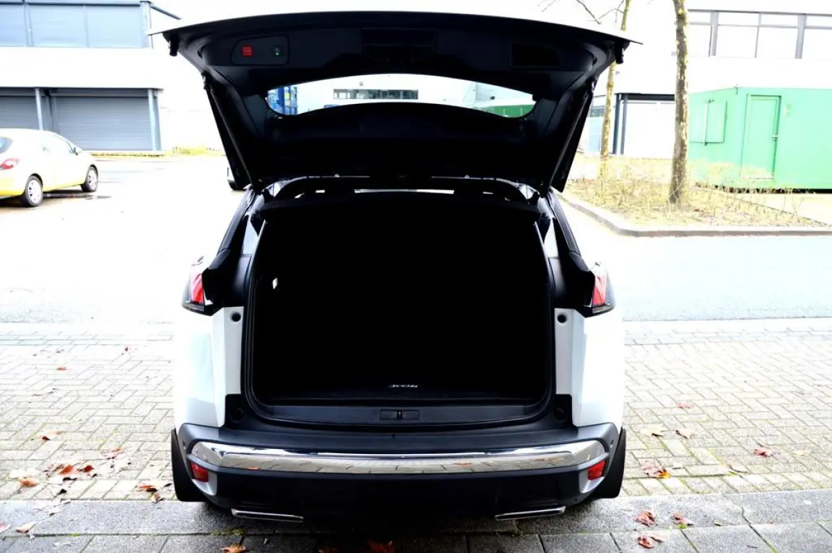 1.6 HYbrid4 300 GT 300PK LMV19/NAVI/LEDER/360º